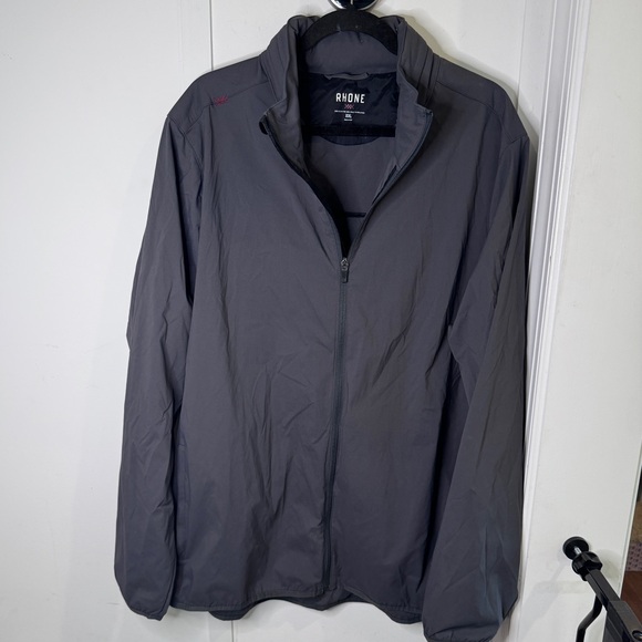 Rhone M19 The Breaker Jacket with hood - Picture 5 of 13